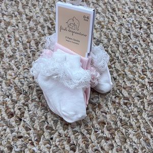 First Impressions socks NWT